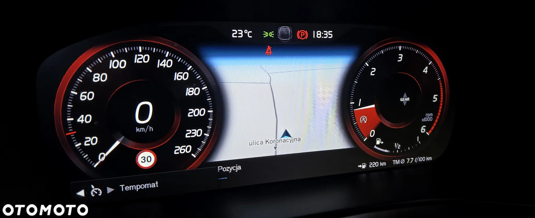 Volvo XC 40 D3 Momentum Pro - 26