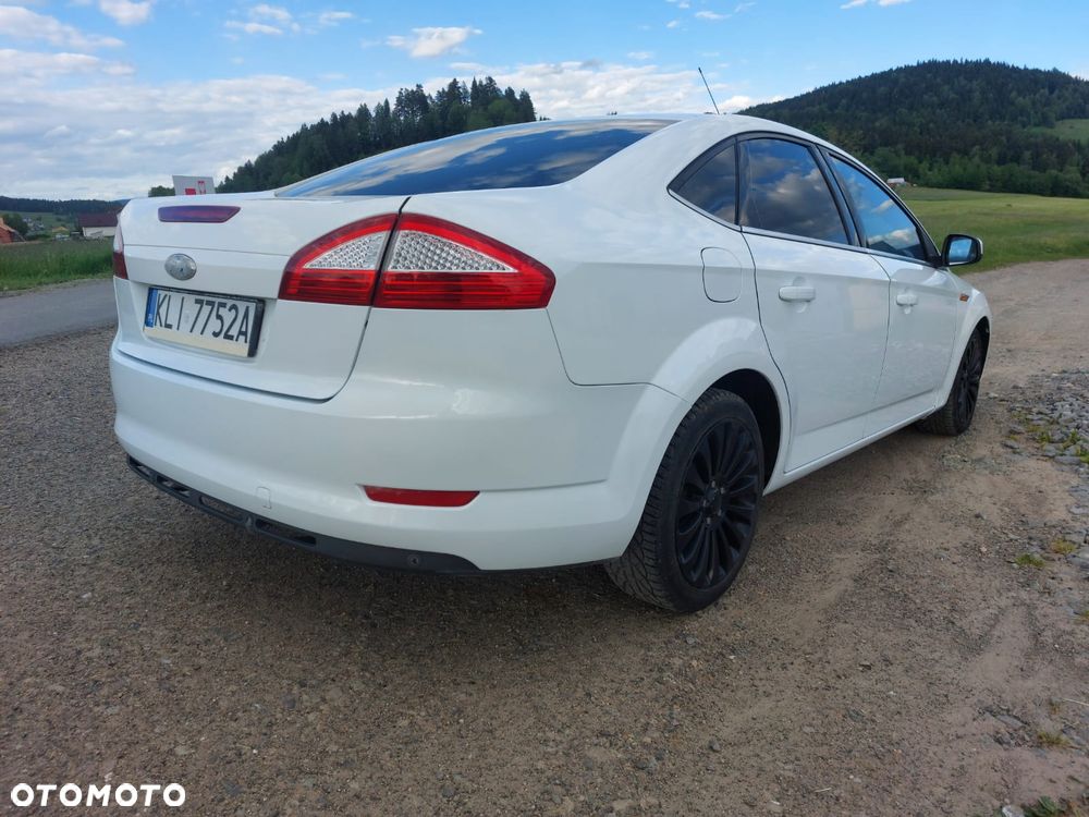 Ford Mondeo 2.0 TDCi Titanium - 4