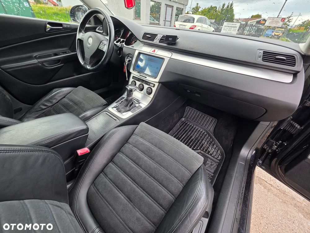 Volkswagen Passat 3.2 V6 FSI 4Motion DSG Highline - 11