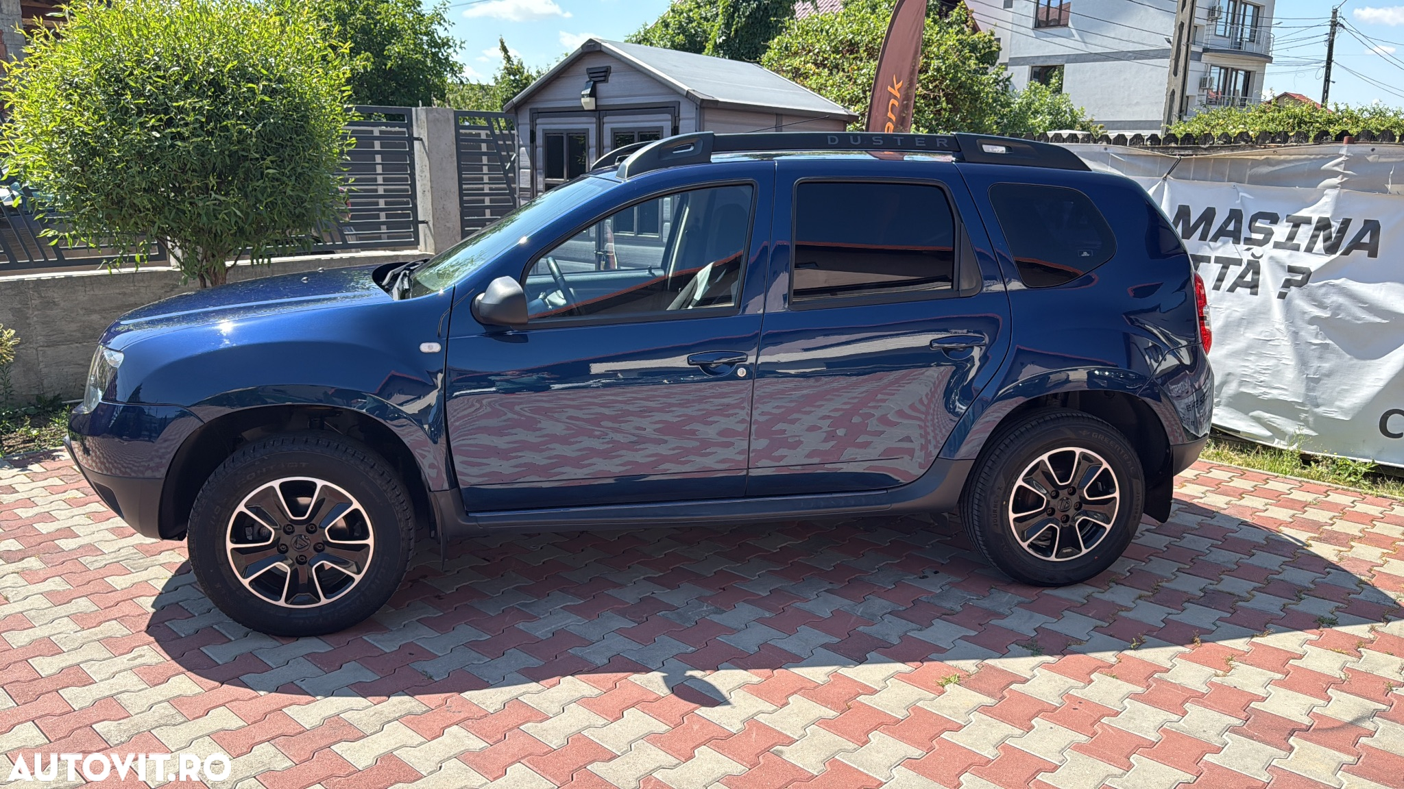 Dacia Duster 1.6 4x2 Laureate - 2