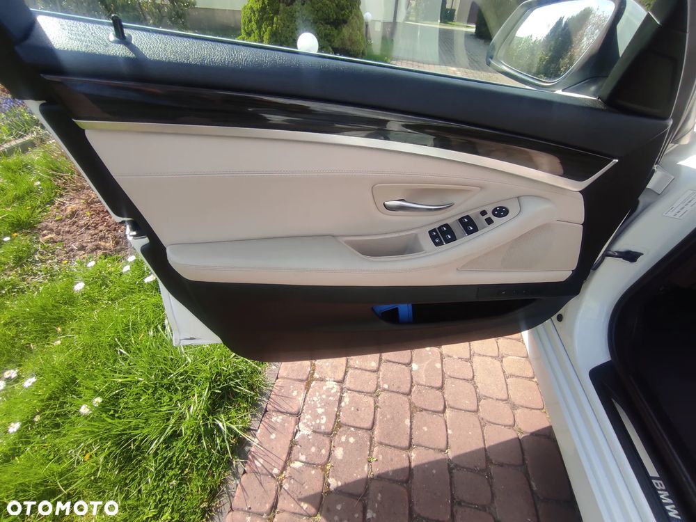 BMW Seria 5 - 29