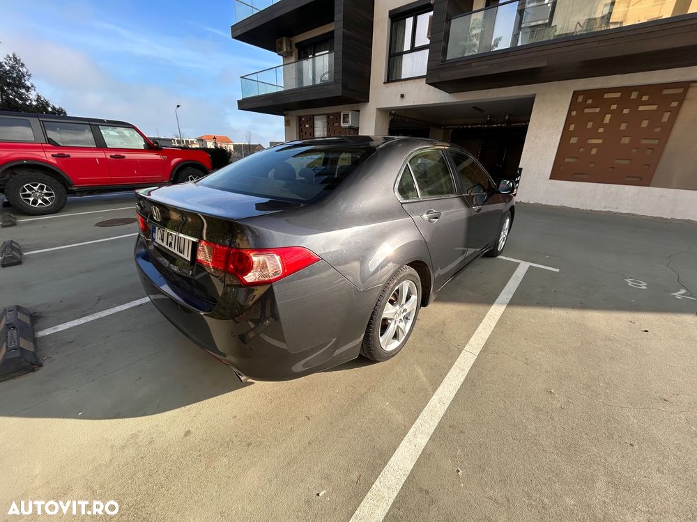 Honda Accord 2.0i MT Lifestile - 8