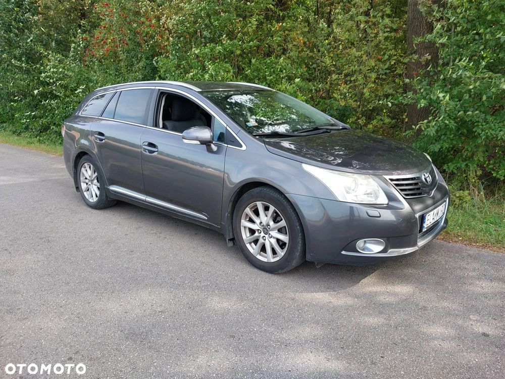 Toyota Avensis 1.8 Sol - 9