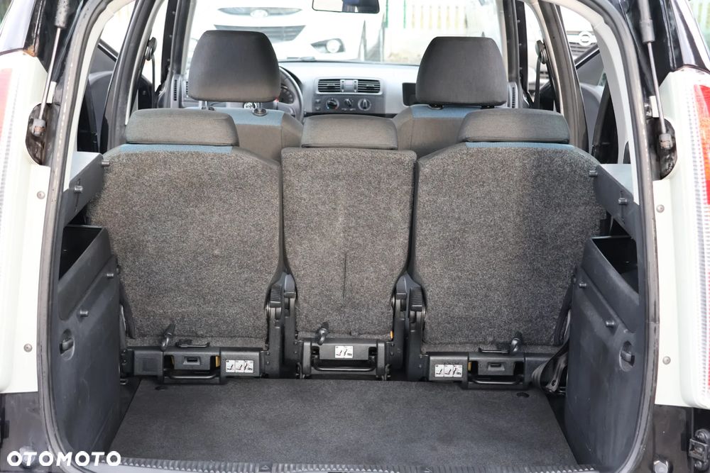 Skoda Roomster 1.2 12V Active - 13