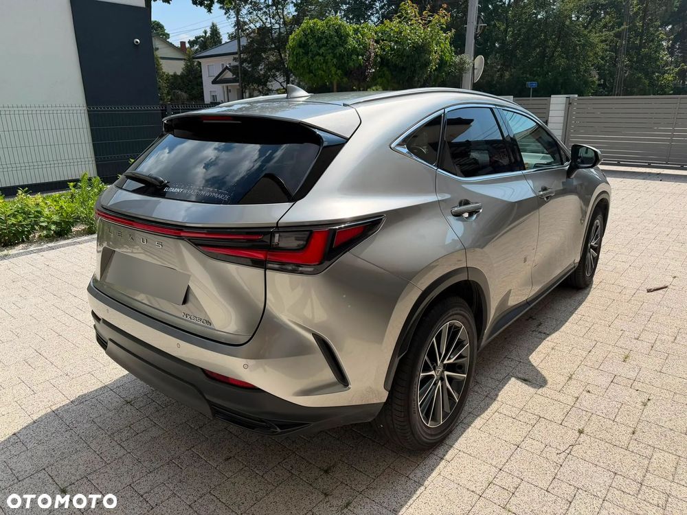 Lexus NX 350h Prestige 2WD - 12