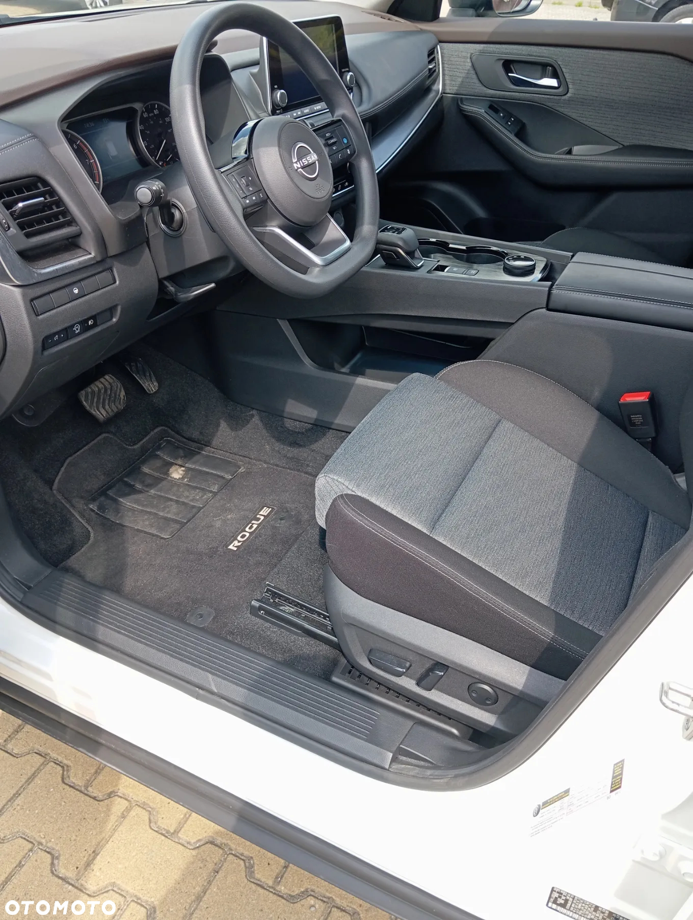 Nissan X-Trail - 8