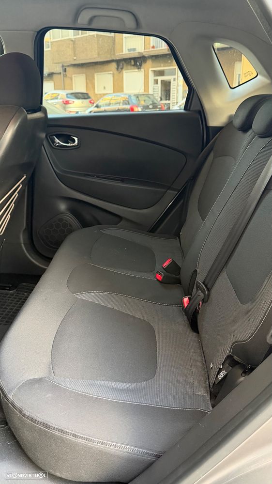 Renault Captur 1.5 dCi - 9