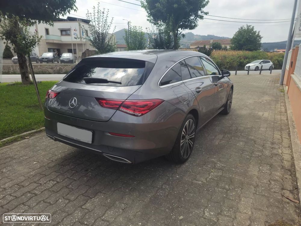 Mercedes-Benz CLA 250 e 8G-DCT Edition Progressive Line - 4