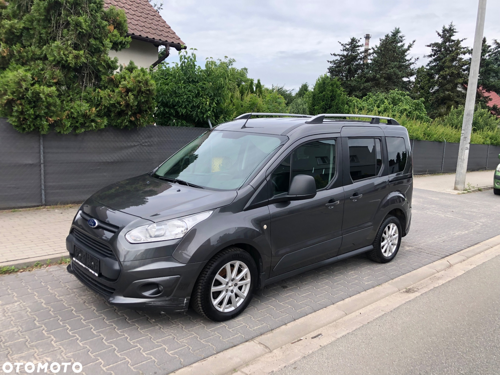 Ford Tourneo Connect - 19