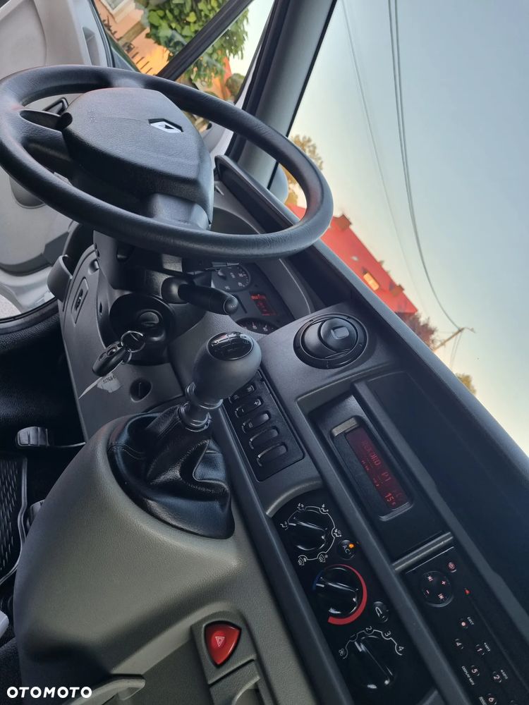 Renault Master - 33