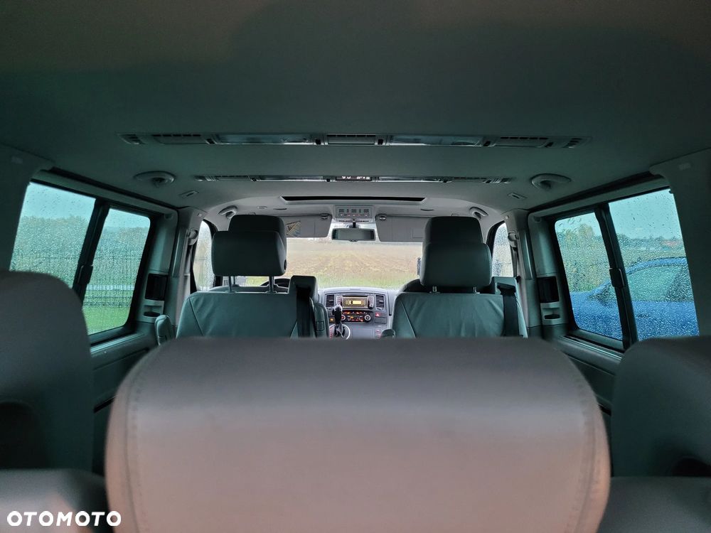 Volkswagen Multivan - 19