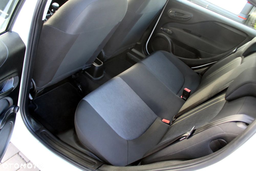Fiat Punto 1.2 Young - 14