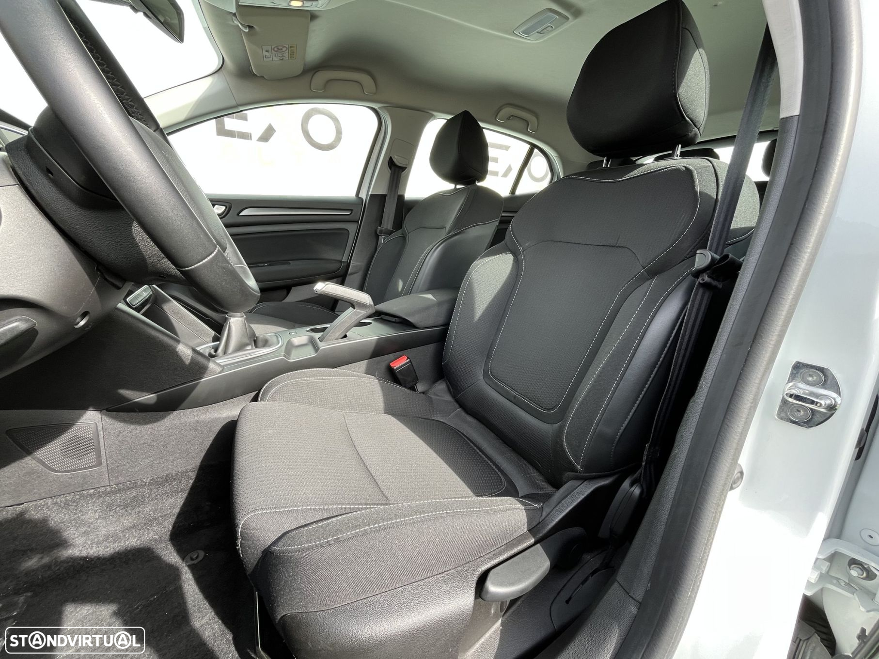 Renault Mégane 1.5 Blue dCi Limited - 15