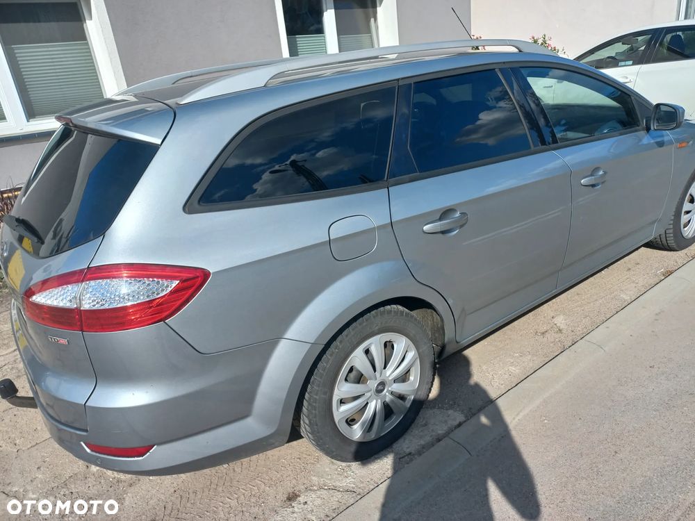 Ford Mondeo 2.0 TDCi Ambiente - 6