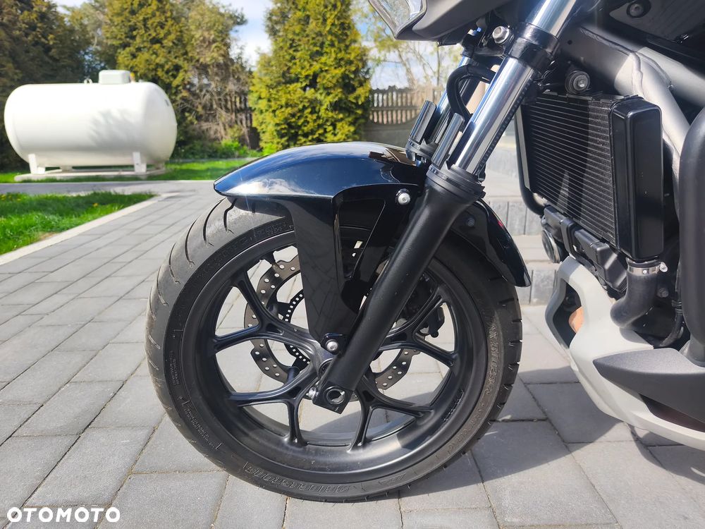 Honda NC - 18