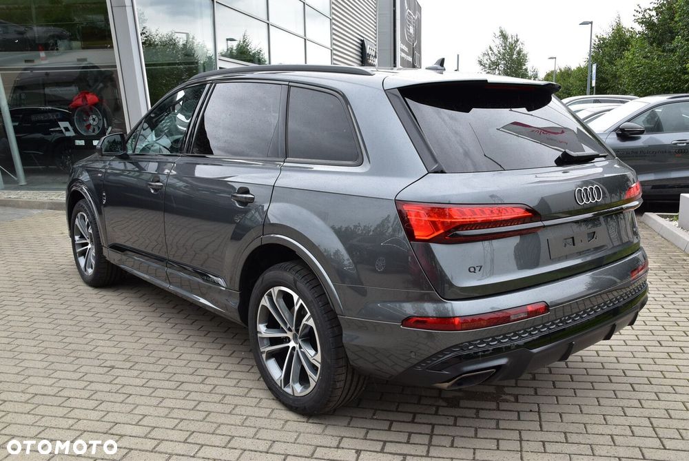Audi Q7 - 5