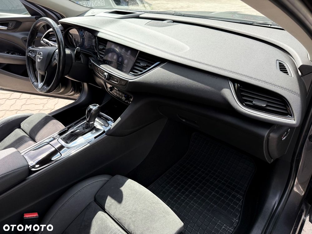 Opel Insignia 2.0 T GS Line S&S - 23