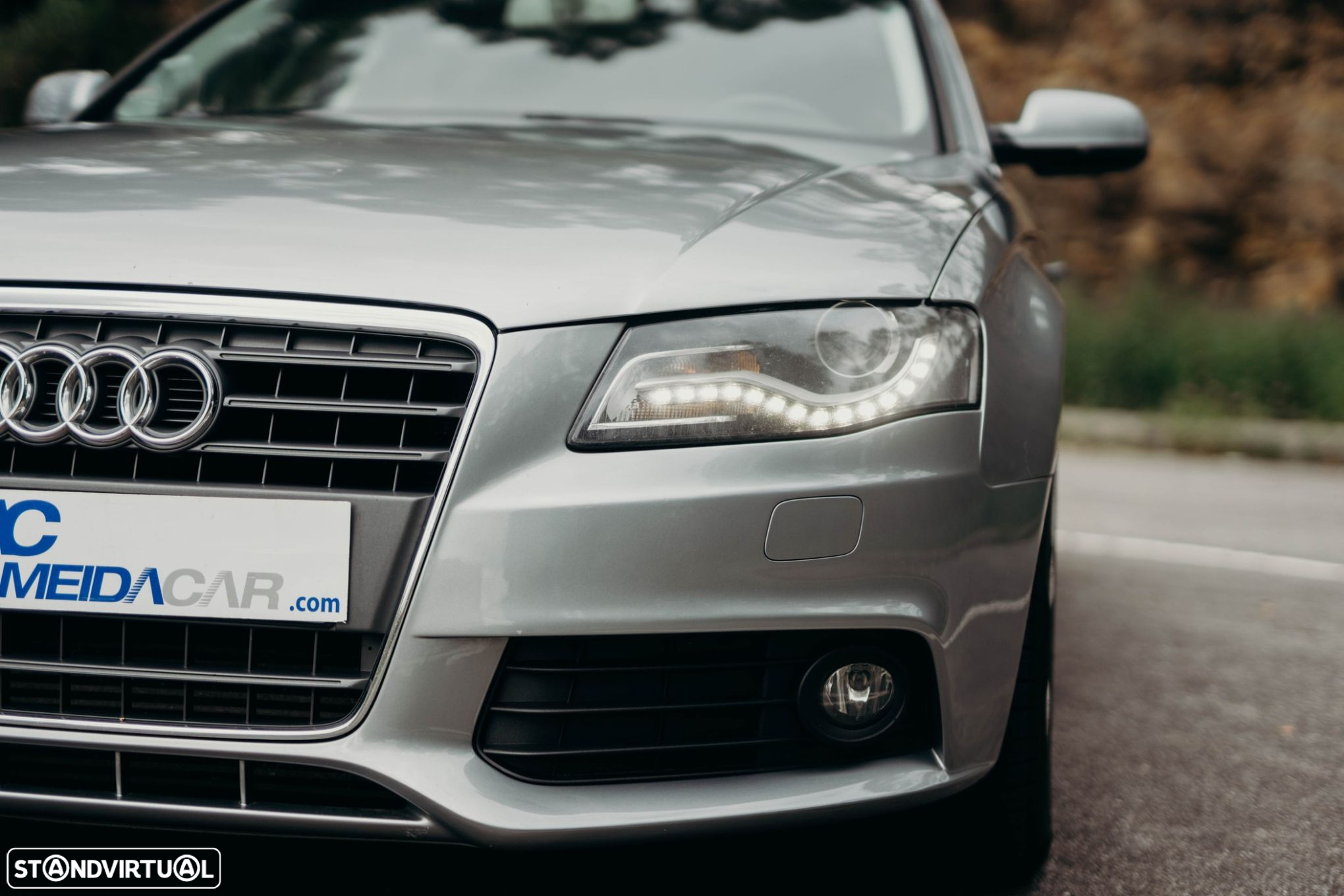 Audi A4 Avant 2.0 TDI Advance - 32