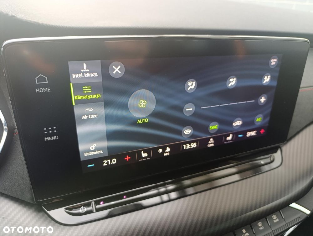 Skoda Octavia 2.0 TSI DSG RS - 24