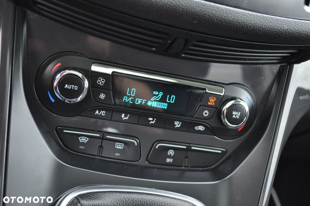 Ford Kuga - 15