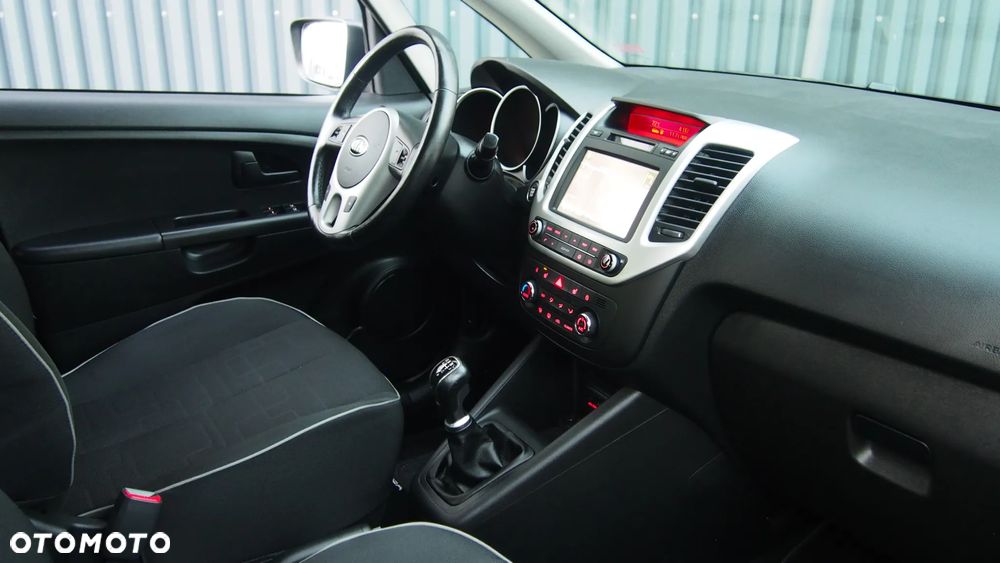 Kia Venga 1.4 CVVT Business Line - 19