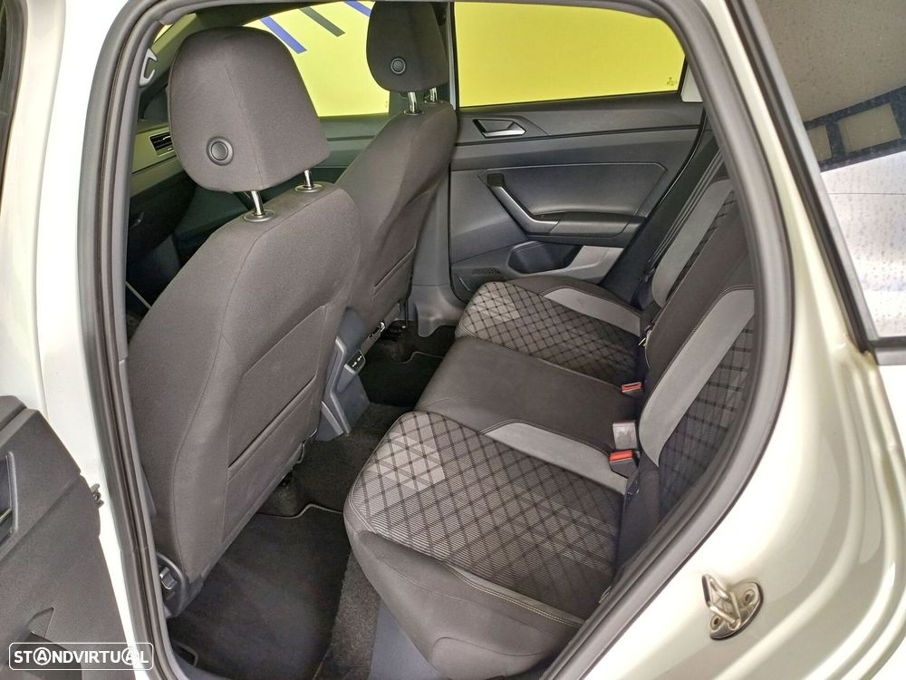 VW Taigo 1.0 TSI R-Line DSG - 14