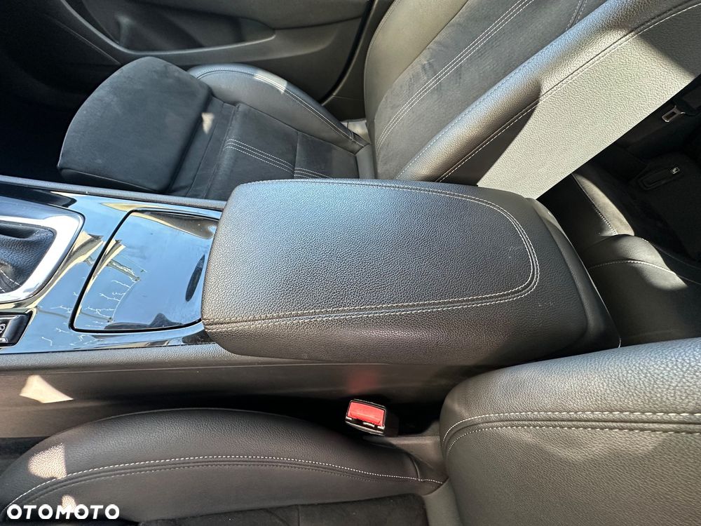 Opel Insignia 2.0 CDTI Elite S&S - 15