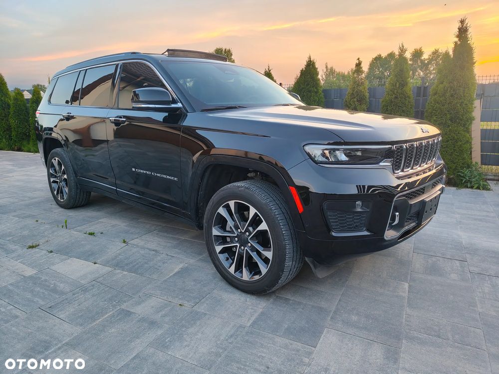 Jeep Grand Cherokee - 16