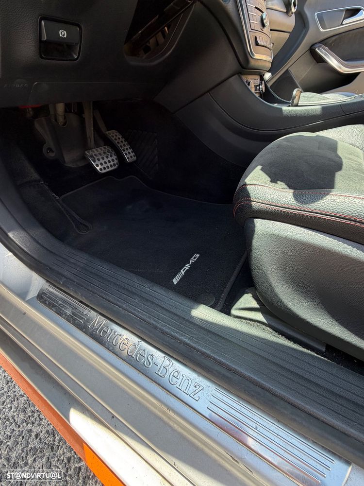 Mercedes-Benz CLA 220 - 6