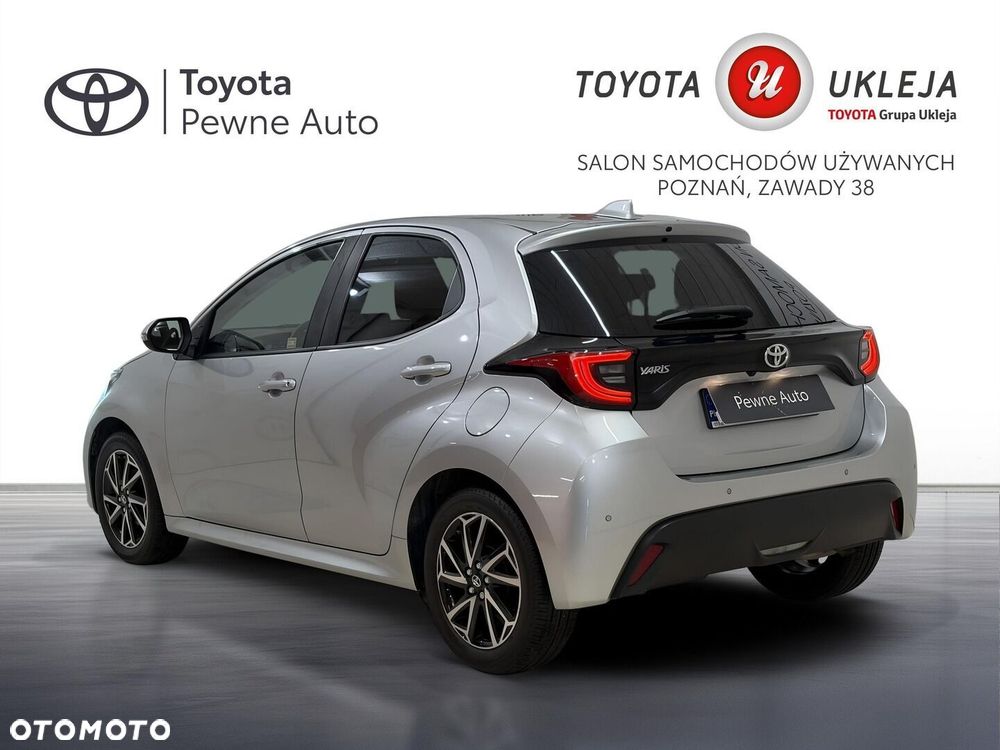Toyota Yaris - 10
