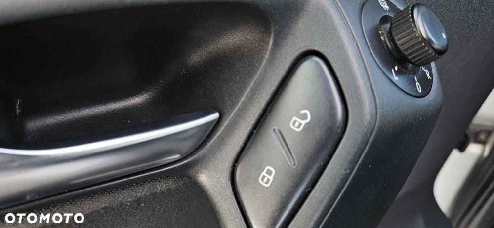 Volkswagen Polo - 23