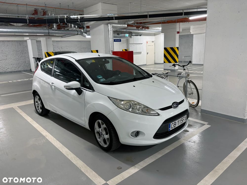 Ford Fiesta - 2