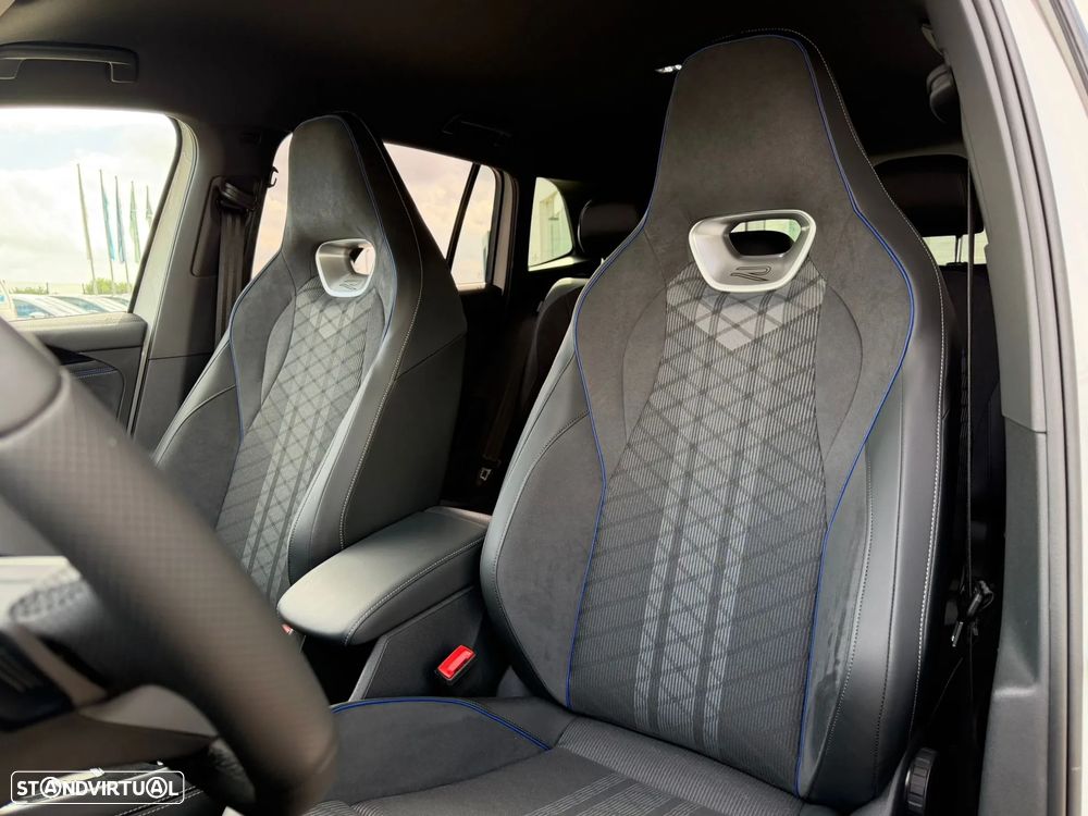 VW Tiguan 1.5 TSI eHybrid R-Line DSG - 8