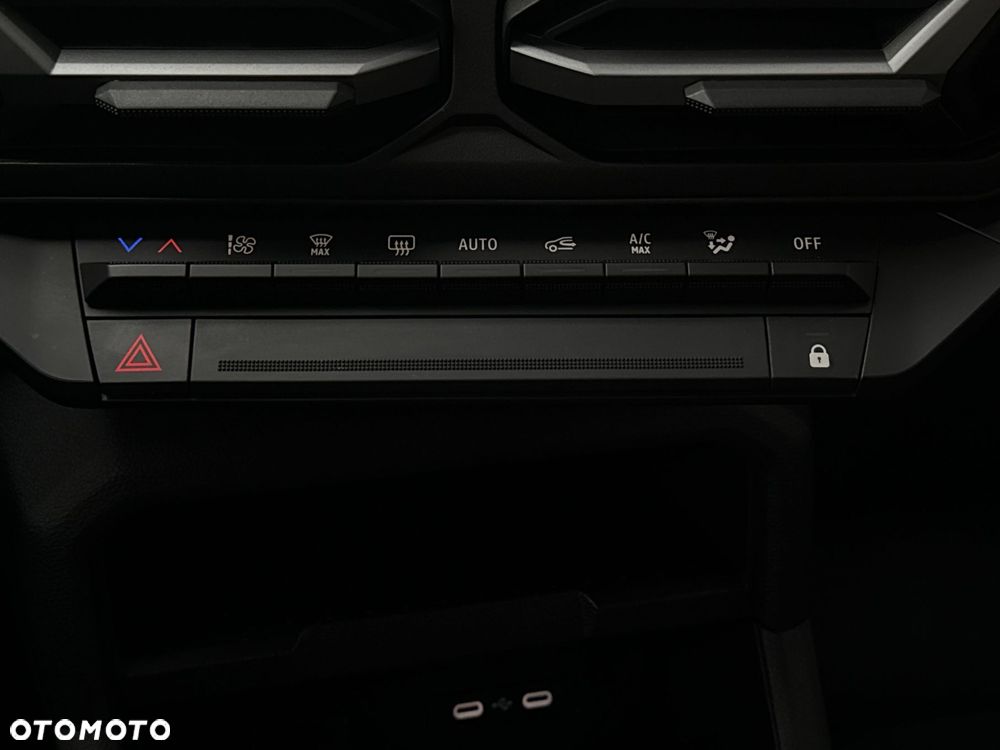 Dacia Duster 1.6 Full Hybrid 140 Journey MMT - 17