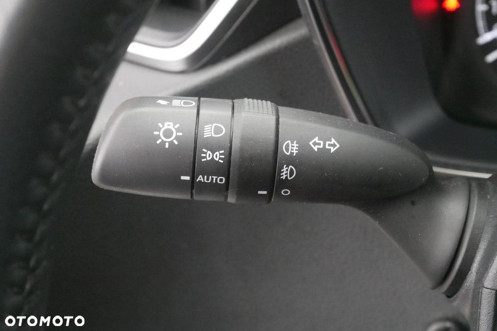 Toyota Corolla 1.8 Hybrid Comfort - 26