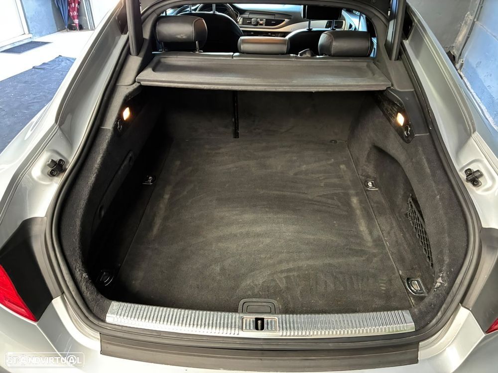 Audi A7 Sportback 3.0 TDI V6 quattro S-line Tiptronic - 52