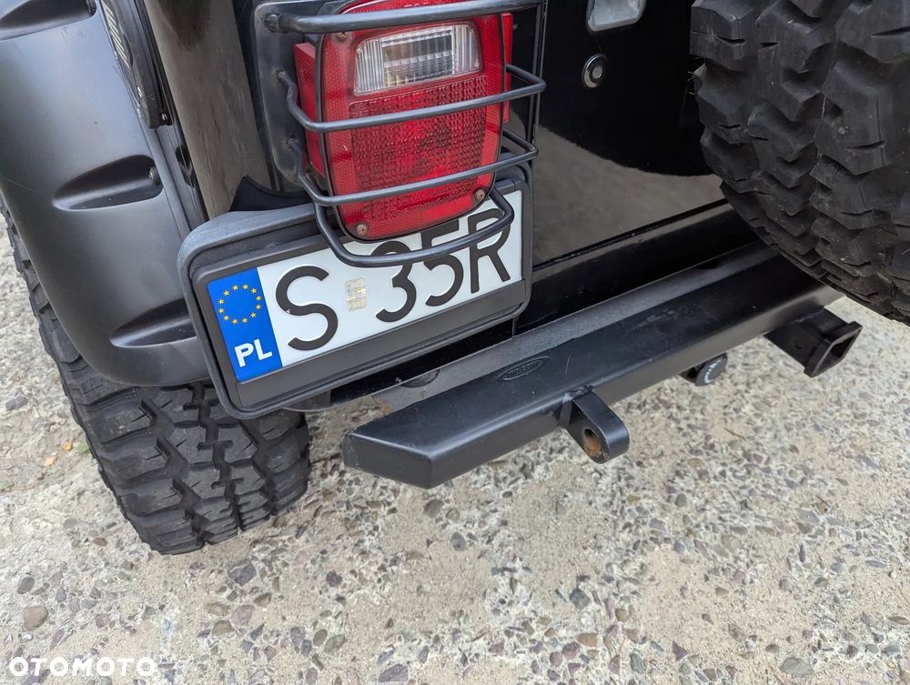 Jeep Wrangler - 38