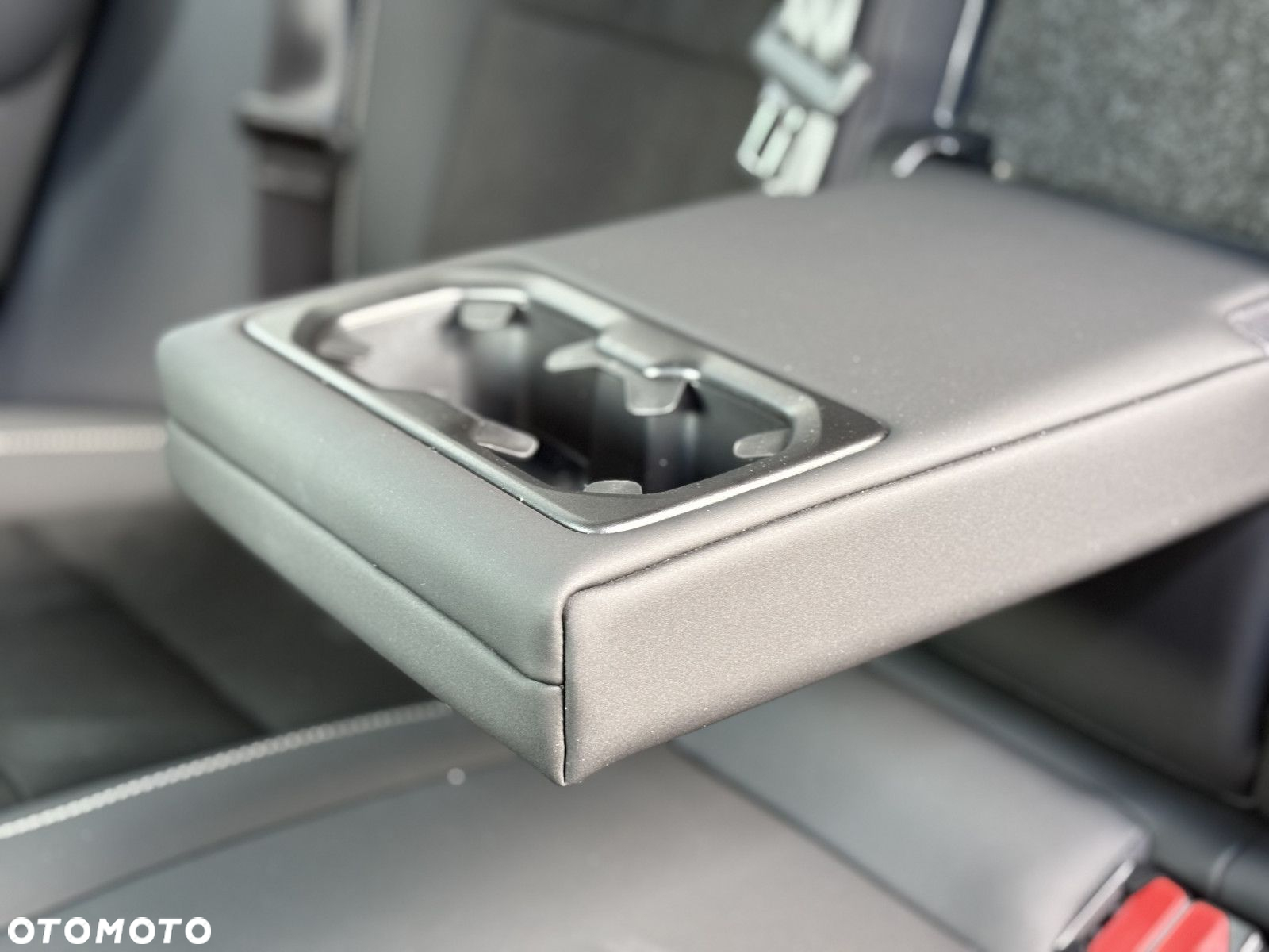 Volvo XC 40 - 35