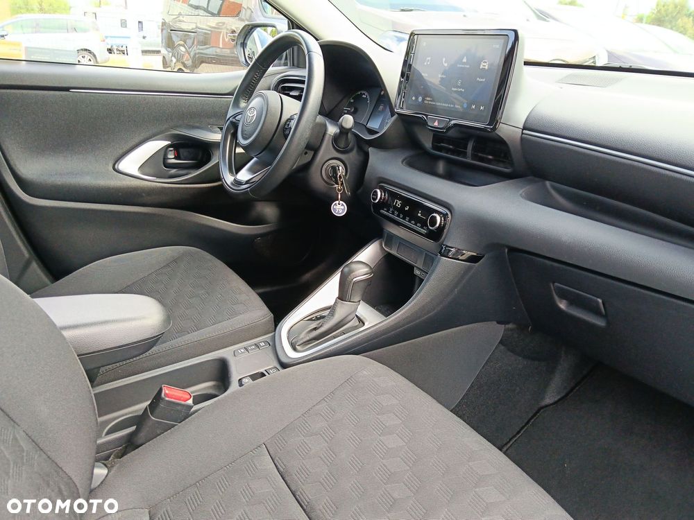 Toyota Yaris - 9