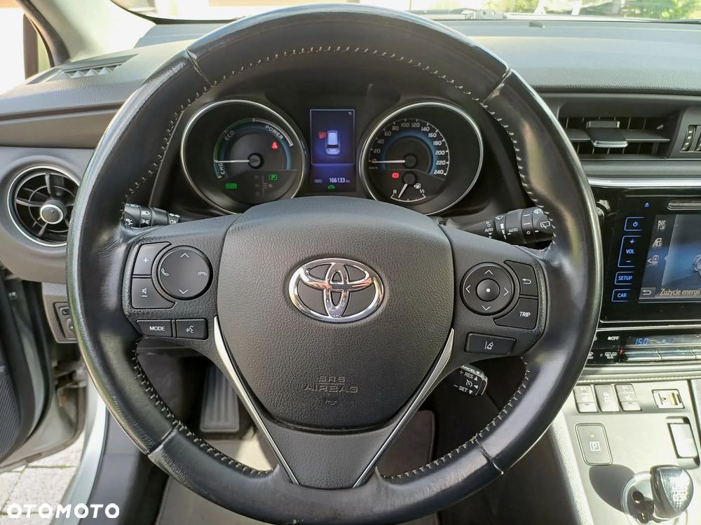 Toyota Auris 1.8 HSD Luna - 22