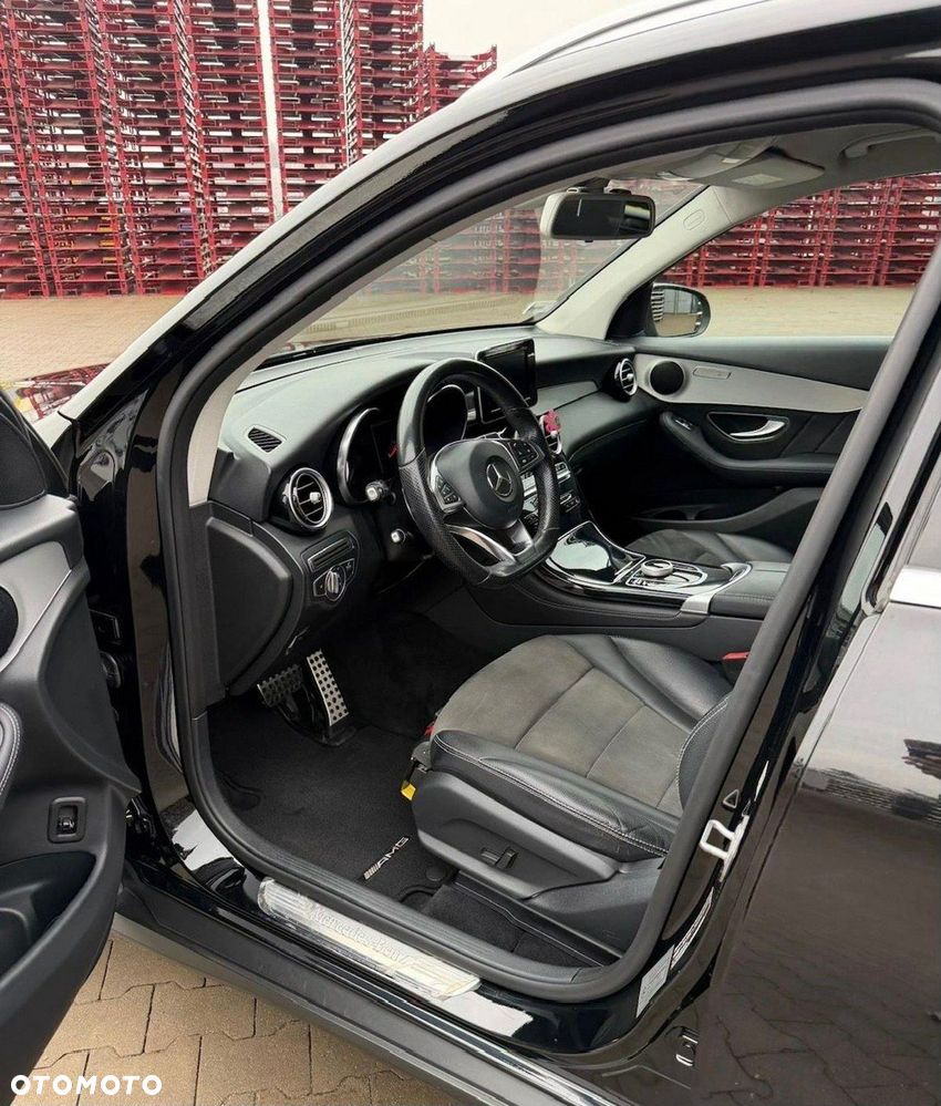 Mercedes-Benz GLC - 14