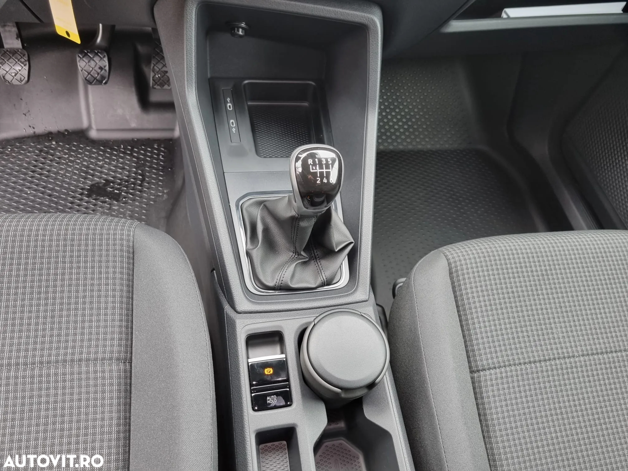 Volkswagen Caddy Maxi 2.0 TDI 75 kW - 16