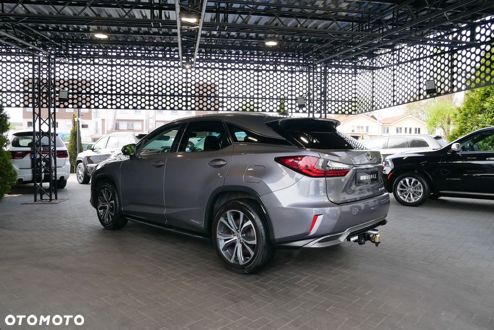 Lexus RX - 4