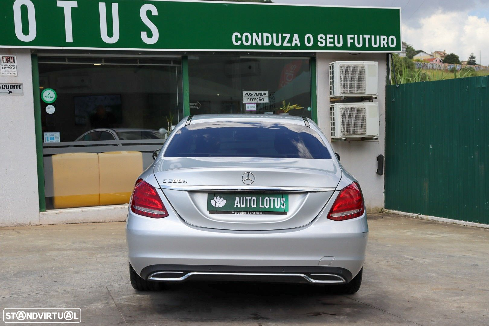 Mercedes-Benz C 300 h Avantgarde - 8