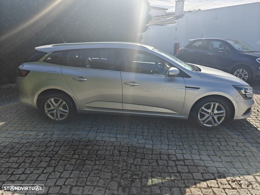 Renault Mégane Sport Tourer 1.5 dCi Zen ECO - 24
