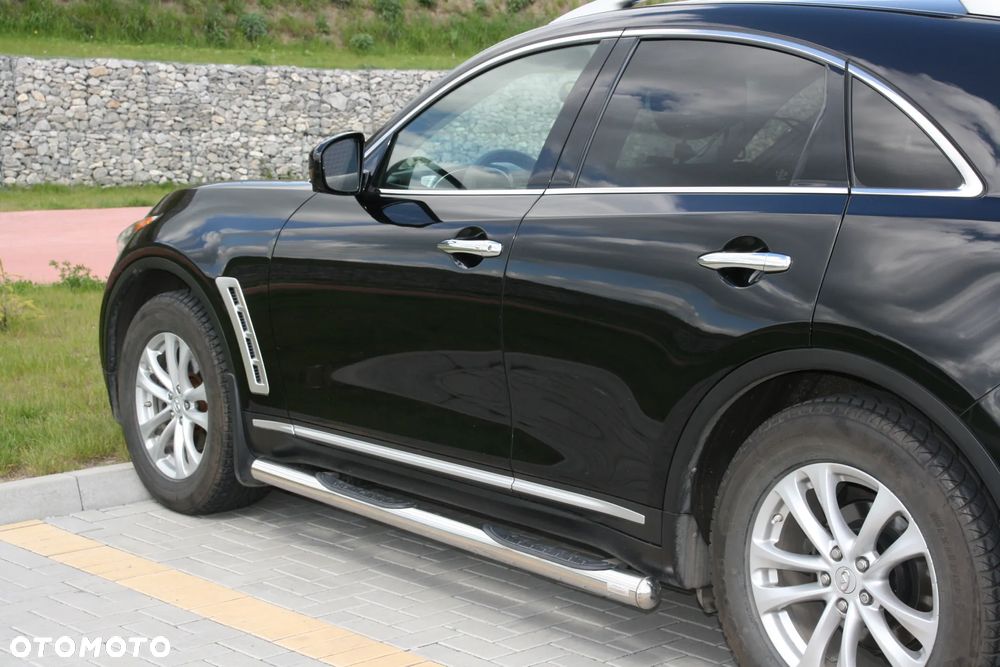 Infiniti FX FX35 - 24