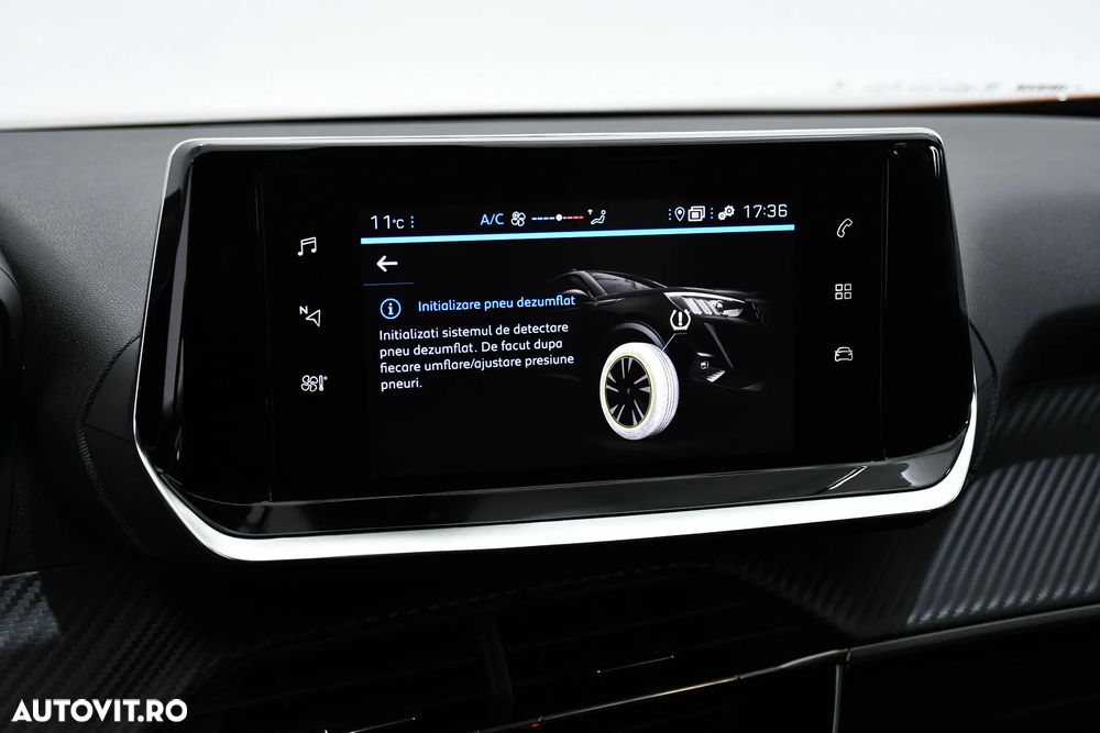 Peugeot 2008 1.2 L PureTech STT EAT8 Allure - 36