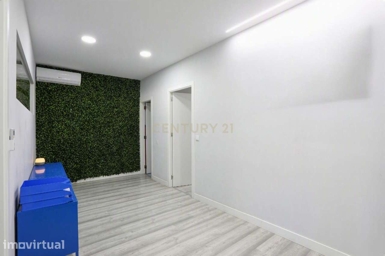 Lumiar | Loja Remodelada com Estacionamento | Comércio, Serviços ou Ha - Grande imagem: 4/28