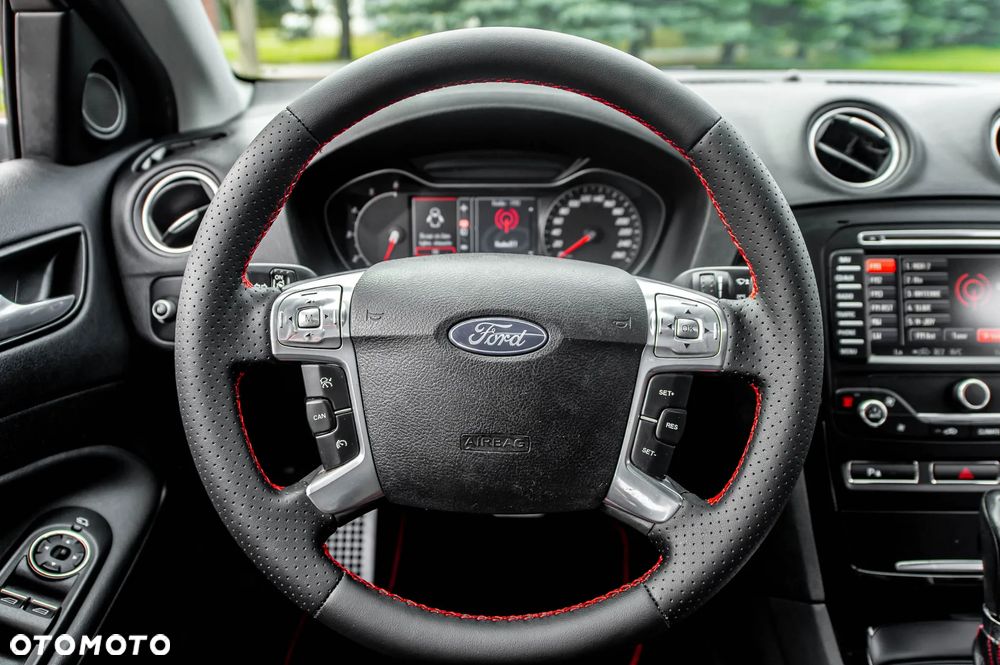 Ford Mondeo 2.2 TDCi Titanium S - 24