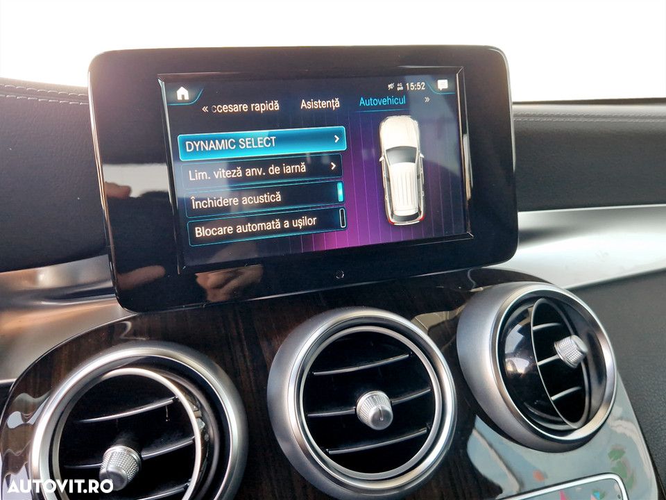 Mercedes-Benz GLC 300 4MATIC - 22